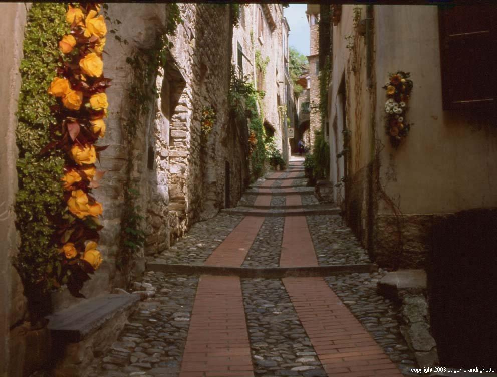 B&B Il Libro Verde Dolceacqua Kültér fotó